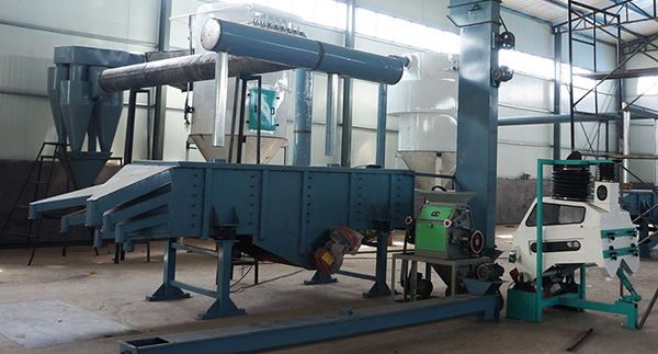 Activated Carbon Crushing Machine